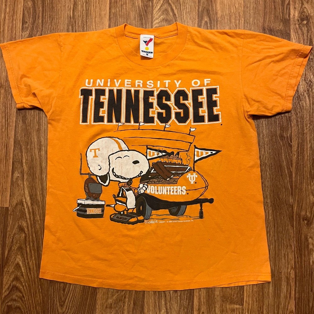 Vintage Tennessee Vols Shirt Adult Large‎ Orange Snoopy Short Sleeve